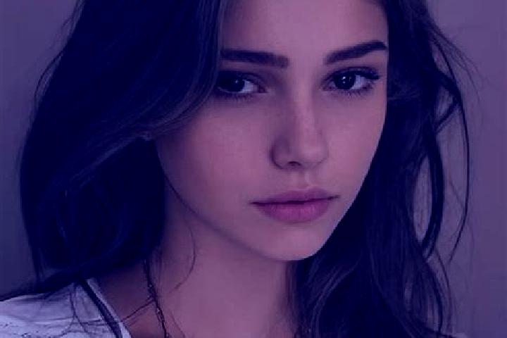 Abigail, 21, a chestnut dark-eyed slavic companion based in Yujing. Offering Fetish, A-Level. Available for incall and outcall, day and evening dates.