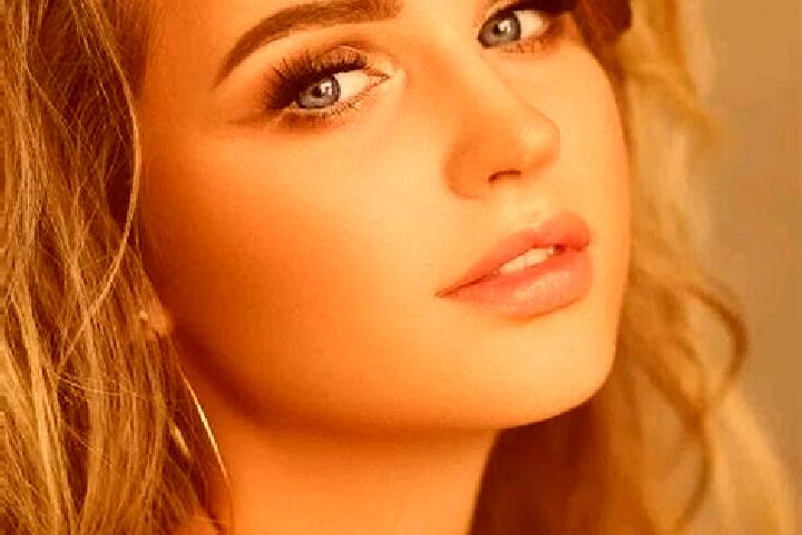 Abigail, 21, a dark blonde blue-eyed mediterranean companion based in Zelenohirske. Offering Duos, Striptease, Deep French Kissing, BDSM, Prostate Massage. A...