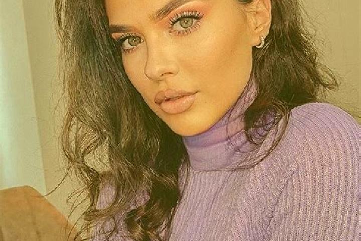 Abigail, 21 — Escort in Malisevo, Kosovo