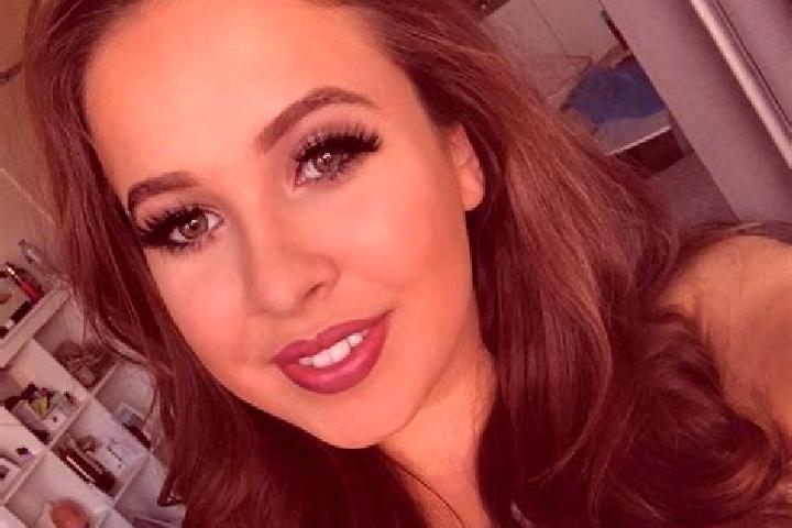 Abigail, 22, a red brown-eyed slavic companion based in Los Angeles. Offering Couples, Fetish, Roleplay, Striptease. Available for incall and outcall, overni...