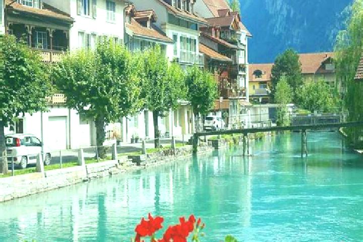 Abigail, 22 — Escort in Praroman, Switzerland