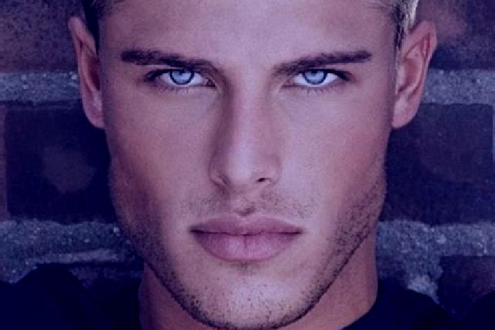 Abigail, 23, a blonde grey-eyed caucasian companion based in Yrougouin. Offering BDSM, Deep French Kissing, OWO, Dinner Date. Available for incall and outcal...