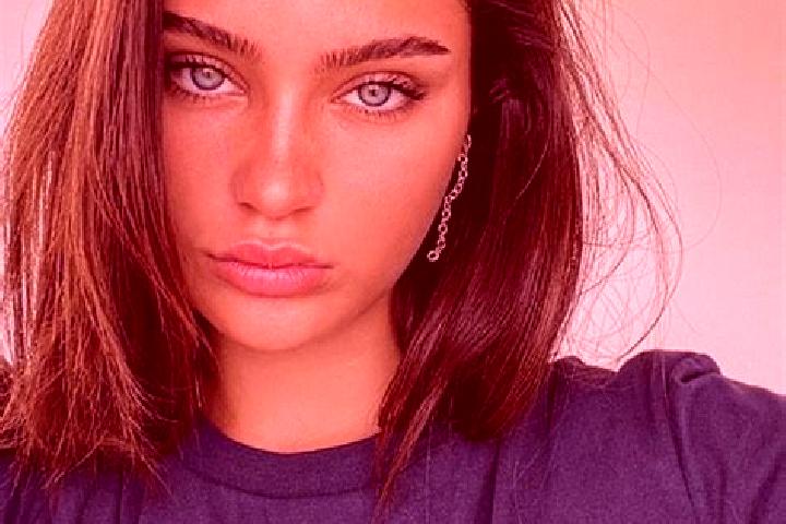 Abigail, 23, a brunette amber-eyed european companion based in Desa Gegempalan. Offering Fetish, Travel Companion, Party Girl. Available for incall and outca...