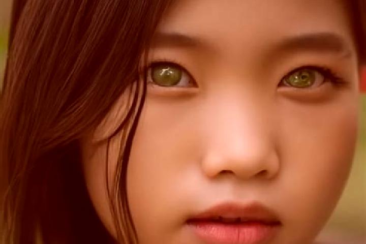 Abigail, 23, a chestnut green-eyed asian companion based in Butoiu de Jos. Offering GFE, Roleplay, Striptease, BDSM. Available for incall and outcall, day an...