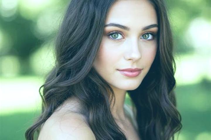 Abigail, 24, a black hazel-eyed mixed companion based in Newtown Limford. Offering Fetish, CIM, Couples. Available for incall and outcall, day and evening da...