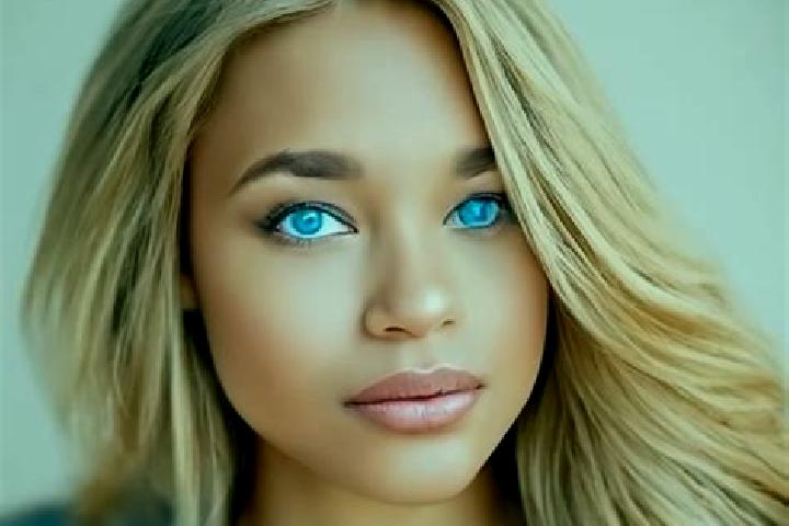 Abigail, 24, a dark blonde blue-eyed latina companion based in Chimay. Offering OWO, Prostate Massage, Couples. Available for incall and outcall, day and eve...