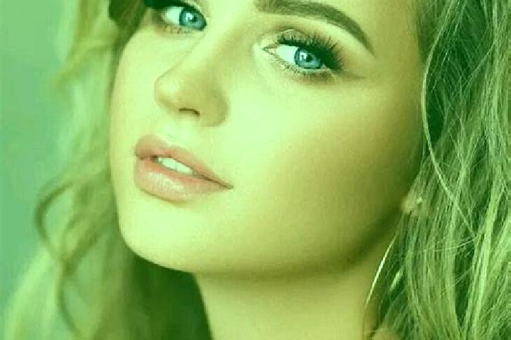 Abigail, 25, a dark blonde blue-eyed slavic companion based in Horcajo de Santiago. Offering Couples, CIM, A-Level, 69, Duos. Available for incall and outcal...