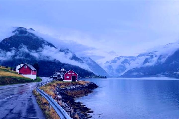 Abigail, 25 — Escort in Laerdalsoyri, Norway