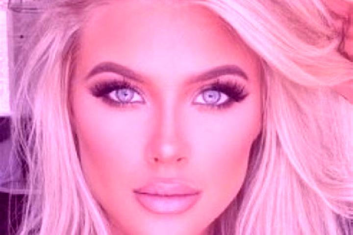 Abigail, 27, a platinum blonde hazel-eyed asian companion based in Payneham. Offering Party Girl, Overnight, CIM, Dinner Date. Available for incall and outca...