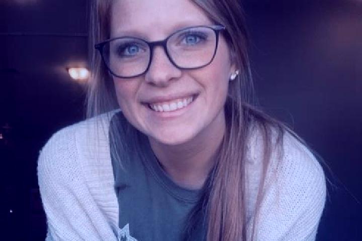 Abigail, 28 — Escort in Edgewood, United States