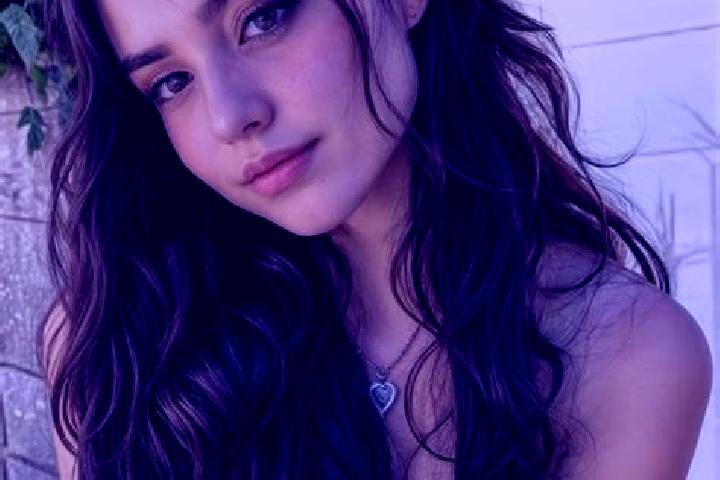 Abigail, 29, a auburn hazel-eyed middle eastern companion based in Lumaka. Offering Duos, Girlfriend Experience, BDSM. Available for incall and outcall, over...