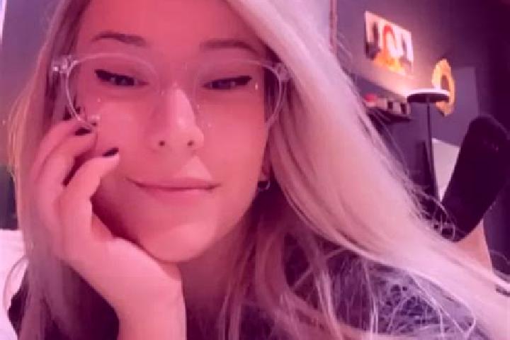 Abigail, 29, a blonde grey-eyed ebony companion based in Ash Shaykh Zuwayd. Offering Dinner Date, Overnight, Erotic Massage. Available for incall and outcall...