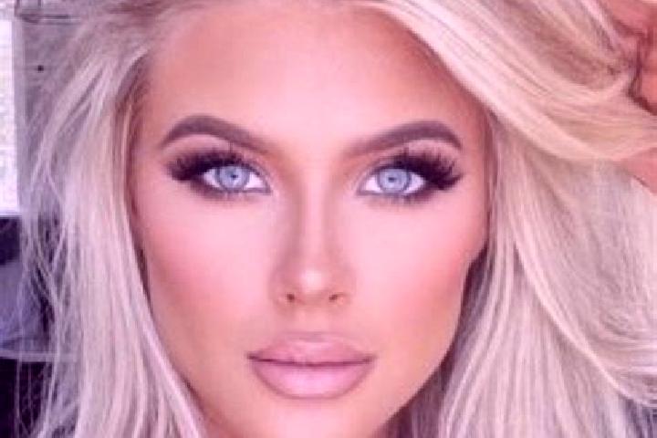 Abigail, 29, a platinum blonde blue-eyed latina companion based in Shangzhang. Offering Roleplay, Prostate Massage, A-Level, BDSM. Available for incall and o...