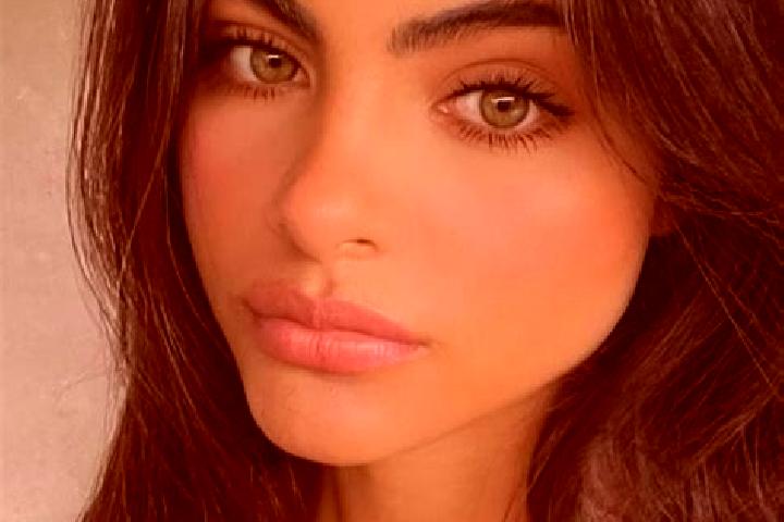 Abigail, 31, a brunette green-eyed latina companion based in Guijo de Granadilla. Offering Dinner Date, Party Girl, A-Level, Overnight. Available for incall ...