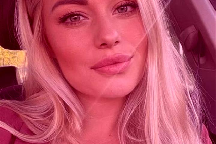 Abigail, 33, a blonde hazel-eyed mixed companion based in Marsfield. Offering Party Girl, Deep French Kissing. Available for incall and outcall, day and even...