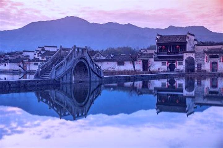 Abigail, 33 — Escort in Xidi, China