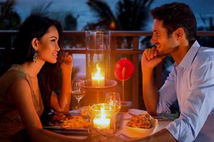 Abigail, 34, a black grey-eyed european companion based in Officer. Offering Party Girl, Dinner Date, Couples, Duos. Available for incall and outcall, day an...