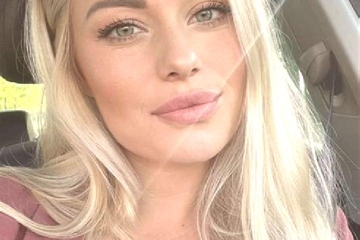 Abigail, 35, a blonde hazel-eyed ebony companion based in Songnim-ni. Offering BDSM, Prostate Massage, Striptease, Girlfriend Experience, Overnight. Availabl...
