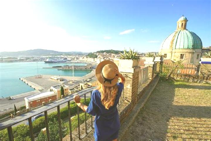 Abigail, 36 — Escort in Le Grazie di Ancona, Italy