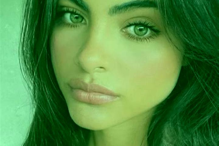 Abigail, 38, a auburn dark-eyed indian companion based in Hanita. Offering CIM, Couples. Available for incall and outcall, day and evening dates.
