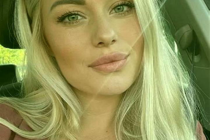 Abigail, 38, a blonde hazel-eyed mediterranean companion based in Nglempung. Offering A-Level, Girlfriend Experience, Travel Companion. Available for incall ...
