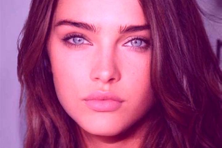 Addison, 20, a brunette dark-eyed slavic companion based in Xiqin. Offering Party Girl, CIM, Prostate Massage. Available for incall and outcall, overnight bo...