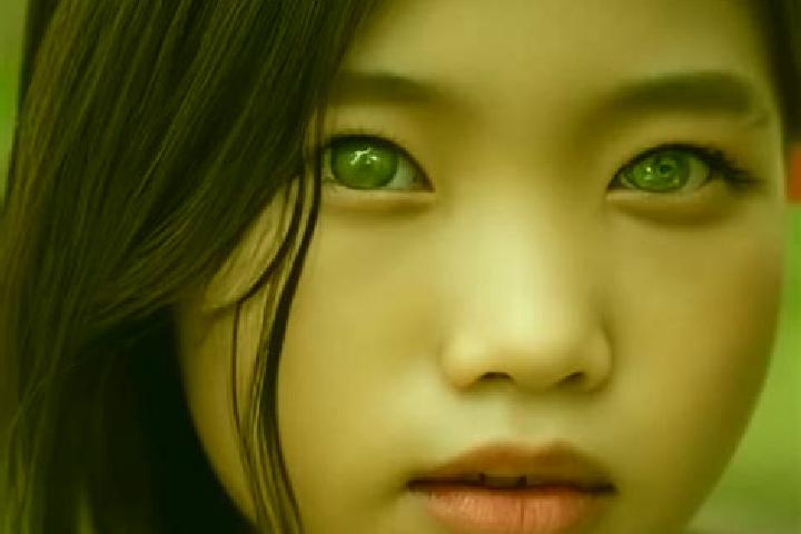 Addison, 20, a red green-eyed asian companion based in Bryson. Offering A-Level, Prostate Massage, Party Girl. Available for incall and outcall, overnight bo...