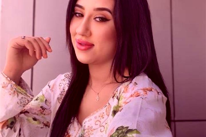 Addison, 21 — Escort in Tanalt, Morocco
