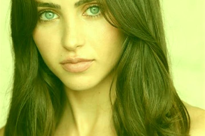 Addison, 22, a brunette dark-eyed latina companion based in Cerny Dul. Offering Travel Companion, Overnight, BDSM, OWO. Available for incall and outcall, ove...