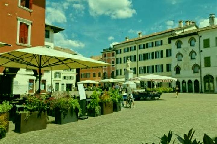 Addison, 22 — Escort in Cividale del Friuli, Italy