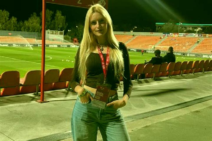 Addison, 22 — Escort in Trabanca, Spain