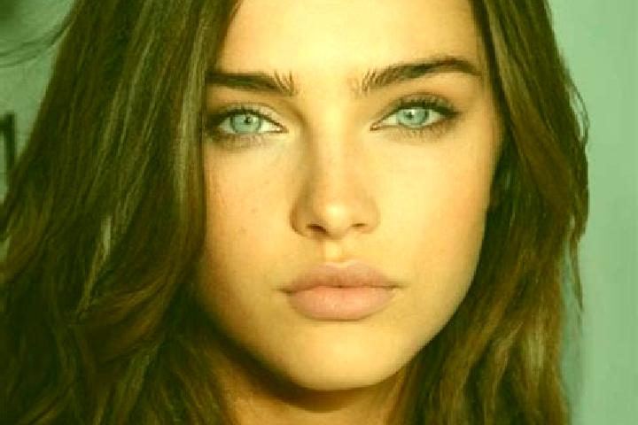 Addison, 23, a chestnut blue-eyed caucasian companion based in San Rocco al Porto. Offering Domination, Fetish. Available for incall and outcall, day and eve...