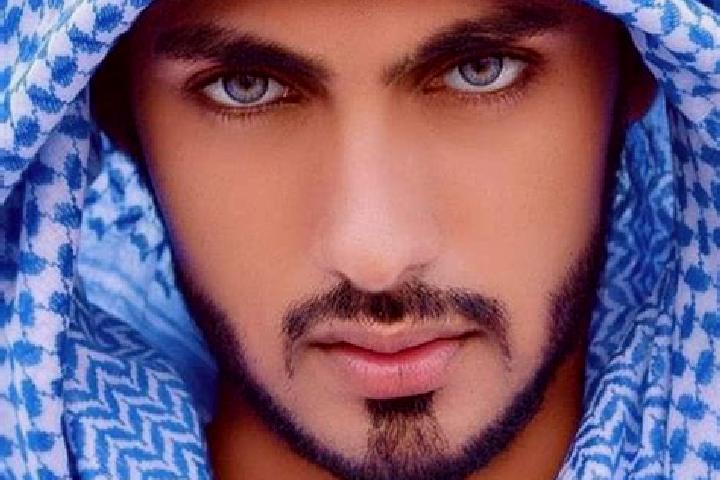Addison, 23, a red blue-eyed middle eastern companion based in Viborillas de Hidalgo. Offering Girlfriend Experience, 69, Party Girl, Fetish, BDSM. Available...