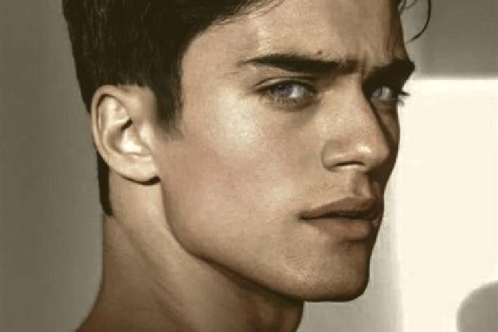 Addison, 24, a black grey-eyed slavic companion based in Tamanaimahu. Offering 69, CIM, Dinner Date. Available for incall and outcall, day and evening dates.