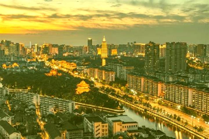 Addison, 24 — Escort in Shangqing, China