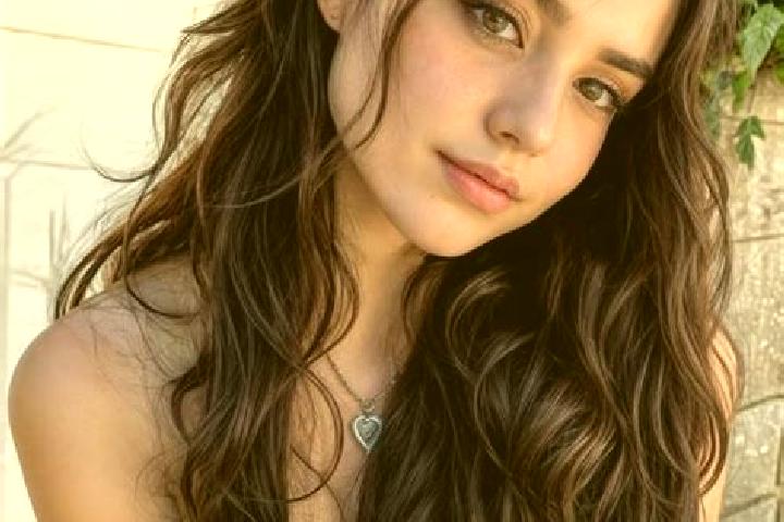 Addison, 25, a red hazel-eyed middle eastern companion based in Megrine. Offering A-Level, Duos, Girlfriend Experience. Available for incall and outcall, ove...