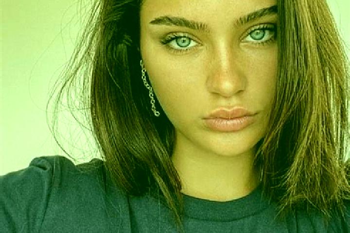 Addison, 26, a brunette brown-eyed slavic companion based in Rimiez. Offering Dinner Date, Travel Companion, Striptease. Available for incall and outcall, da...