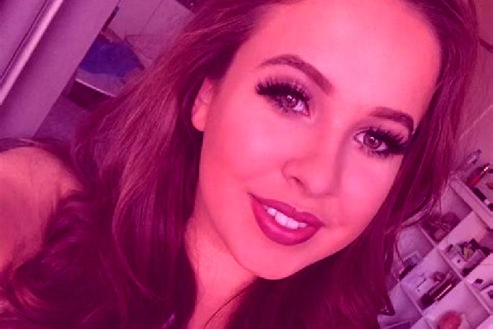 Addison, 27, a brunette grey-eyed ebony companion based in Lonsdale. Offering BDSM, Tantra, Girlfriend Experience, Prostate Massage. Available for incall and...