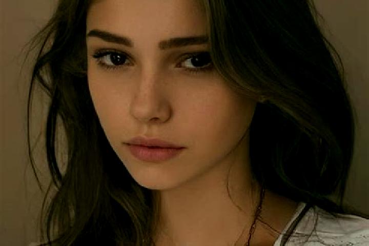 Addison, 27, a brunette hazel-eyed slavic companion based in Chastel-Nouvel. Offering Erotic Massage, Couples, Travel Companion. Available for incall and out...