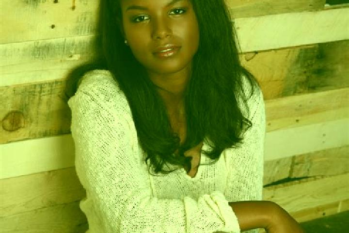 Addison, 27, a chestnut dark-eyed ebony companion based in Granville South. Offering Erotic Massage, Couples, Travel Companion, Party Girl. Available for inc...