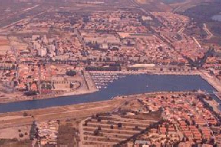 Addison, 27 — Escort in Port-de-Piles, France