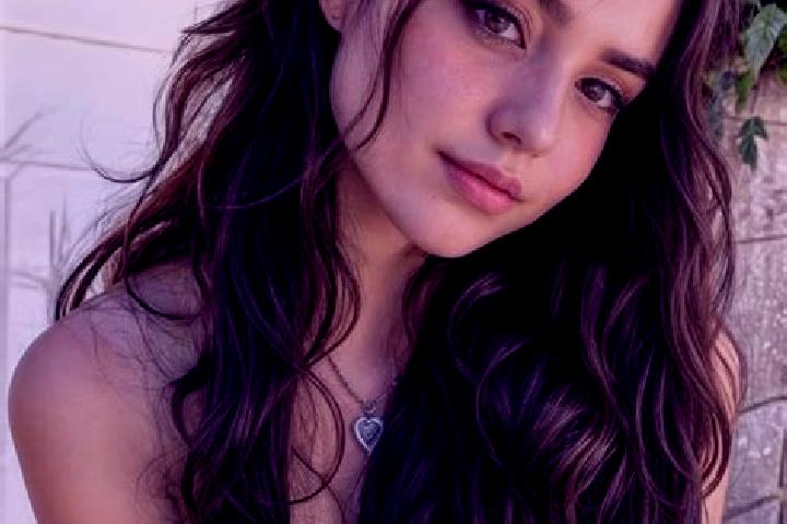 Addison, 28, a black hazel-eyed european companion based in Gidan Madi. Offering A-Level, Girlfriend Experience, Couples. Available for incall and outcall, o...