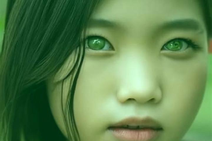 Addison, 28, a brunette green-eyed asian companion based in Sohland am Rotstein. Offering Dinner Date, BDSM, OWO. Available for incall and outcall, overnight...