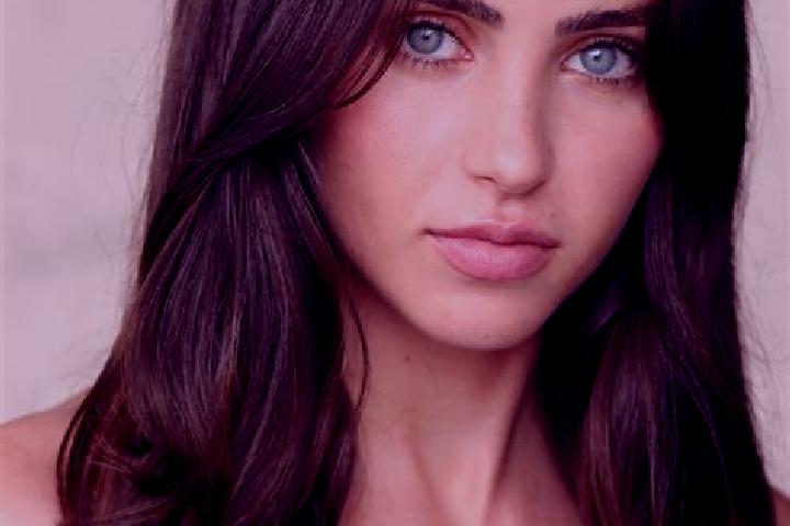 Addison, 28, a dark blonde brown-eyed ebony companion based in Chirnogeni. Offering Overnight, Domination, Roleplay, OWO. Available for incall and outcall, o...