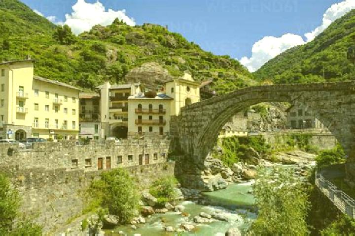 Addison, 28 — Escort in Pont-Saint-Martin, Italy