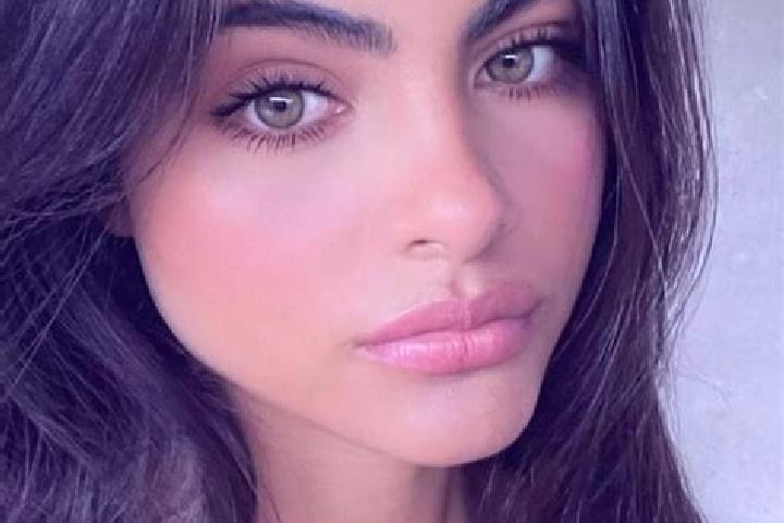Addison, 29, a dark blonde dark-eyed indian companion based in Maria Cristina. Offering GFE, Deep French Kissing, 69. Available for incall and outcall, day a...