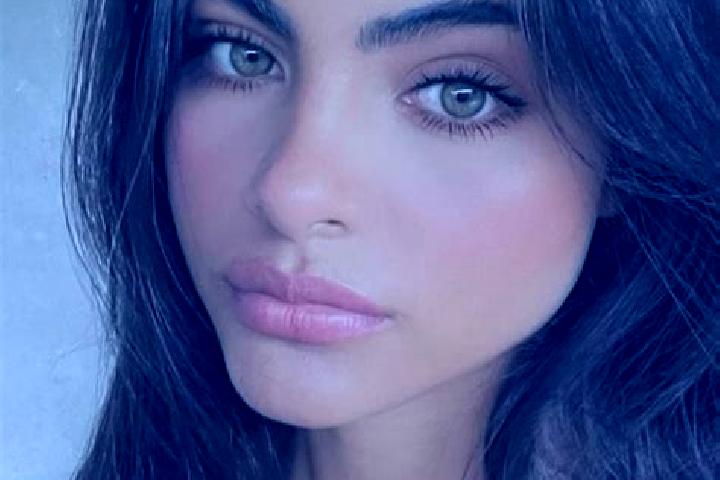 Addison, 30, a black brown-eyed indian companion based in Cibitungmasjid. Offering OWO, Overnight, Erotic Massage, Tantra. Available for incall and outcall, ...