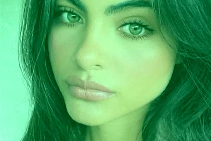Addison, 30, a brunette dark-eyed european companion based in Beckenham. Offering Overnight, GFE, Dinner Date, Fetish, CIM. Available for incall and outcall,...