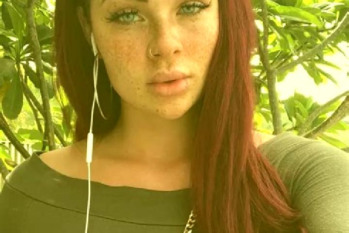 Addison, 31, a red hazel-eyed latina companion based in Calderara di Reno. Offering Girlfriend Experience, Deep French Kissing, Prostate Massage, OWO, Erotic...