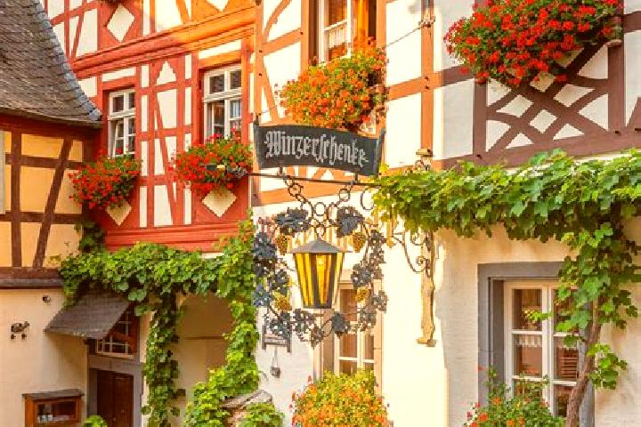 Addison, 31 — Escort in Mittelpollnitz, Germany